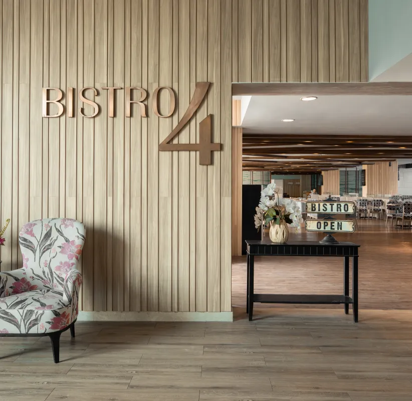 Bistro 4