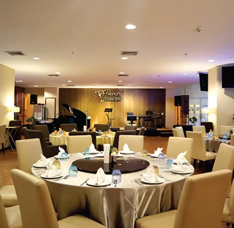 Friendly Piano Bar