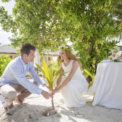 Umuru Dhvahuge Wedding Blessings Package at Centara Ras Fushi Resort & Spa Maldives