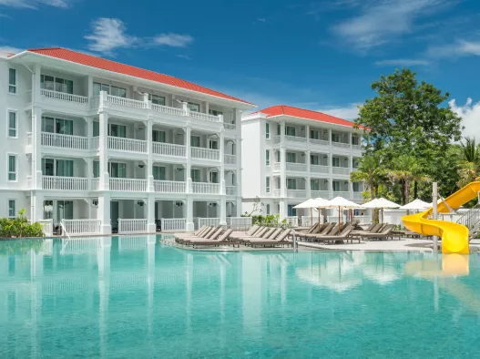 CNK_swimming-pool-09