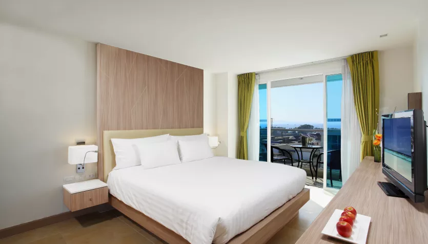 Deluxe Room at Centara Pattaya Hotel Deluxe Room at Centara Pattaya Hotel
