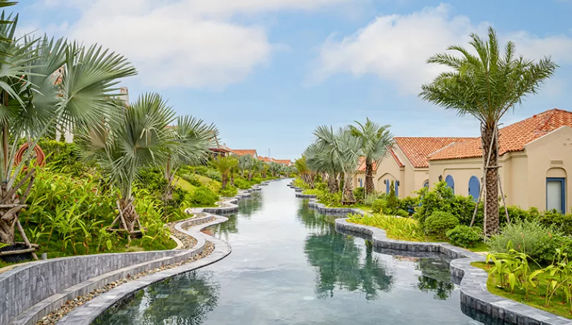 Premier Pool Access at Centara Mirage Mui Ne CMV Premier Pool Access at Centara Mirage Mui Ne CMV
