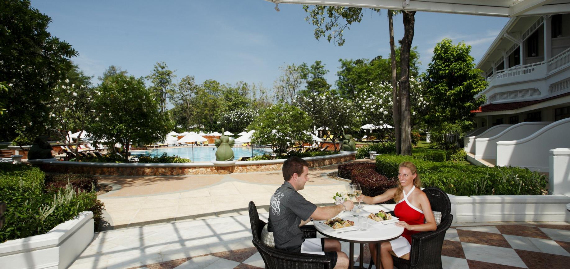 Rajpruek Private Lounge at Centara Grand Beach Resort & Villas Hua Hin