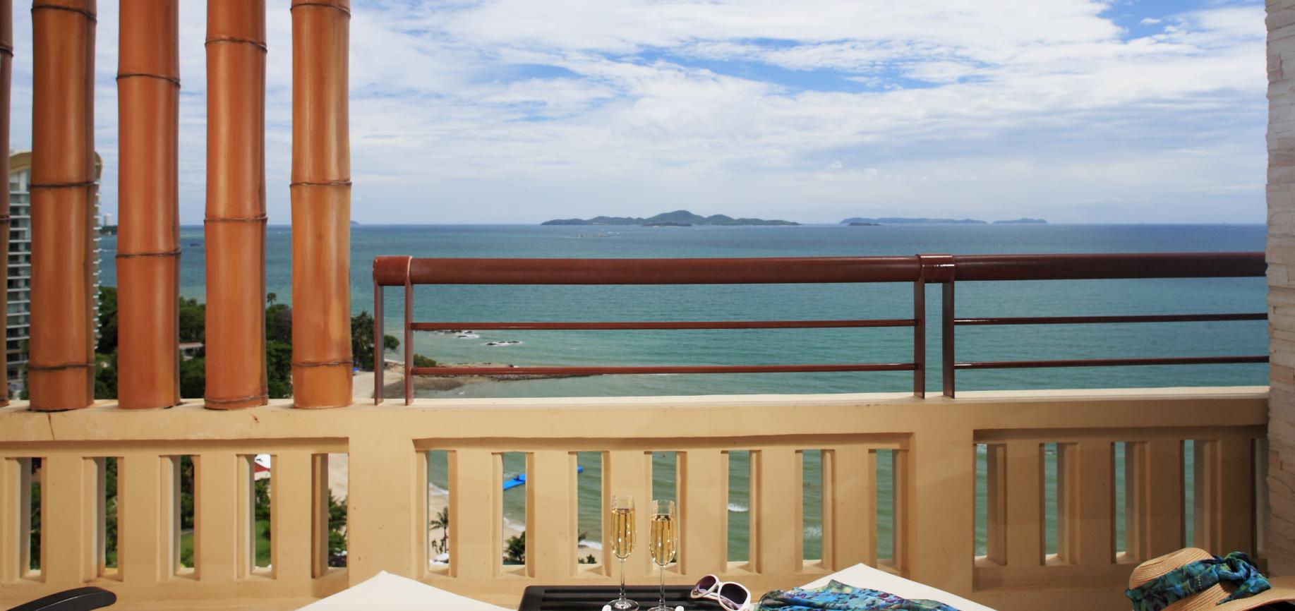 Premium Deluxe Ocean Facing