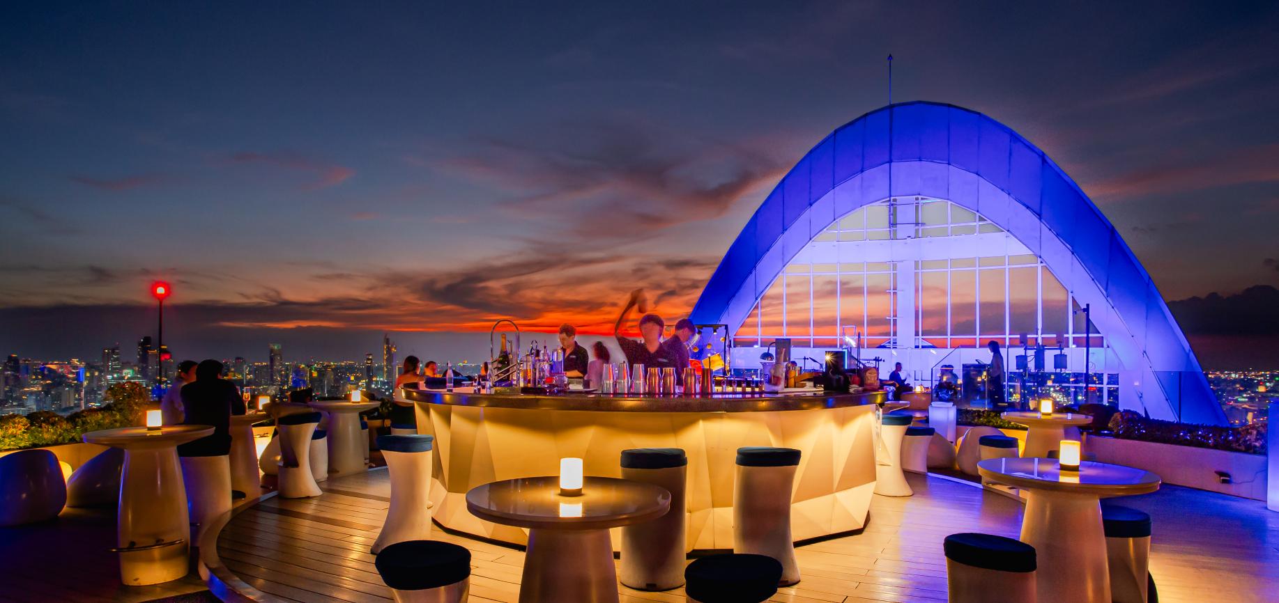 CRU Champagne Bar at Centara Grand at Centralworld
