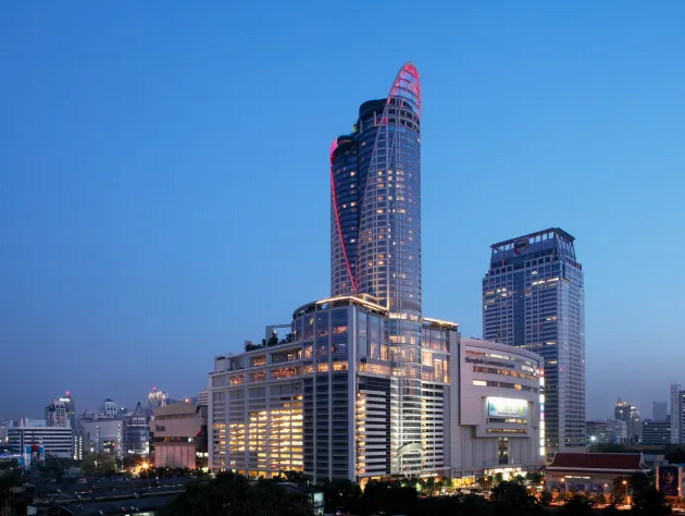 Exterior of Centara Grand & Bangkok Convention Centre at CentralWorld (CGCW) Exterior of Centara Grand & Bangkok Convention Centre at CentralWorld (CGCW)
