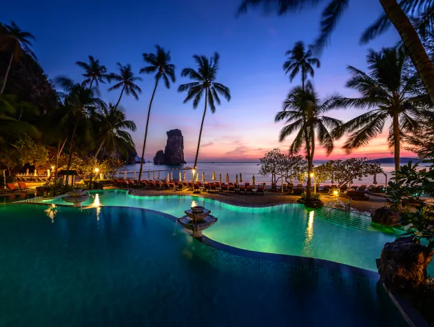 Centara Grand Beach Resort & Villas, Krabi Swimming Pool Centara Grand Beach Resort & Villas, Krabi Swimming Pool