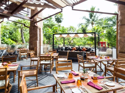 Oasis at Centara Grand Mirage Beach Resort Pattaya