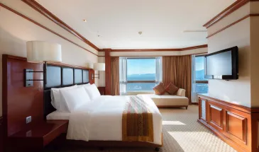 Executive-Suite-River-View Executive-Suite-River-View
